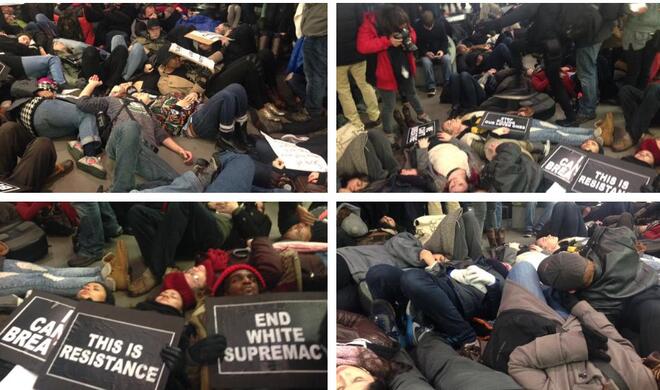 Demonstranten im Apple Store Manhattan.