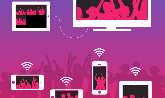 PartySnapper erlaubt es Party-Fotografen ihre Fotos automatisch an ein Host-iPhone oder -iPad zu übermitteln, das aus den Bildern automatisch eine Slideshow bastelt.