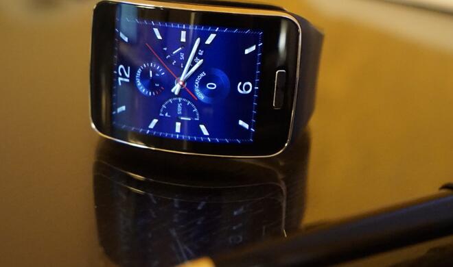 Samsung Gear S mit Tizen-Betriebssystem