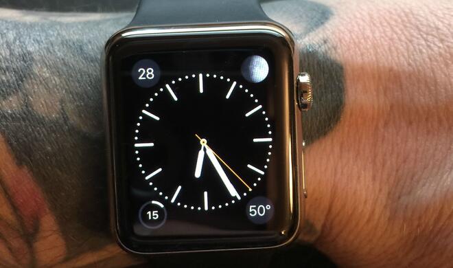 Die Apple Watch kommt offenbar mit Tätowierungen am Handgelenk nur bedingt zurecht