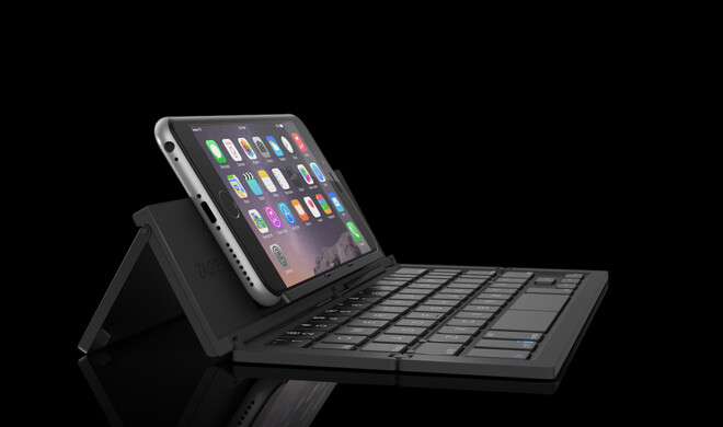 Das Zagg Pocket Keyboard ist für Smartphones, Phablets und Tablets bis zu 8 Zoll geeignet.