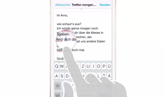 Dank der Bildschirmlupe lässt es sich viel exakter mit dem Finger navigieren