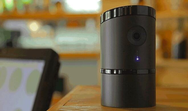 Angee erinnert ein wenig an eine Dose