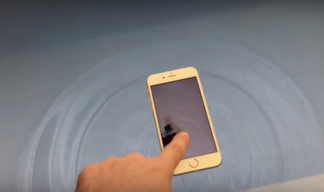 Touchscreen als Verkaufstisch im Apple Store