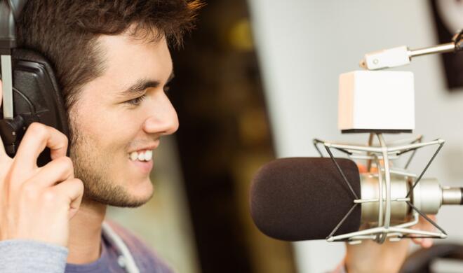 3 tolle Mikrofone, die sich mit dem iPhone oder einer DSLR-Kamera verbinden lassen.