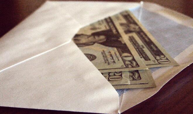 Apple-Angestellten wird Geld für Logins angeboten