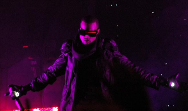 Kanye West bei einem Auftritt im November 2007