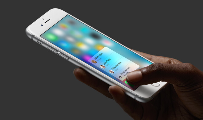 Eine Kombination der Funktionen von 3D Touch und Siri erlaubt den Zugriff auf Fotos und Kontakte eines gesperrten iPhone 6s &amp; iPhone 6s Plus