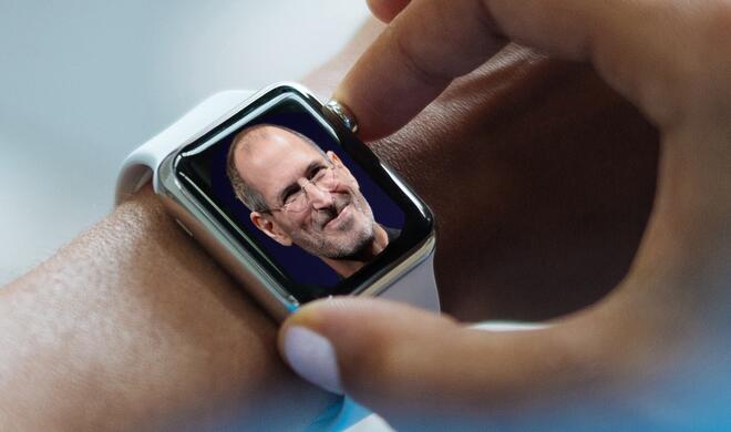 Montage: Steve Jobs auf Apple Watch