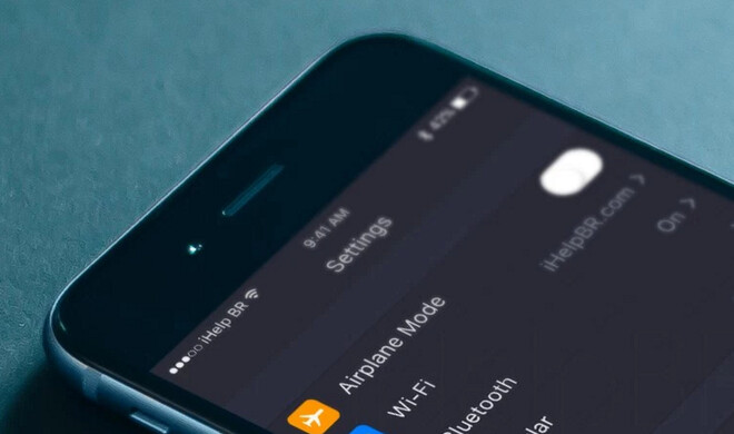Darke Mode in iOS 10.