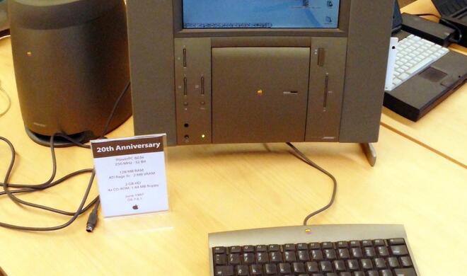 Twentieth Anniversary Macintosh (TAM, 20AM)