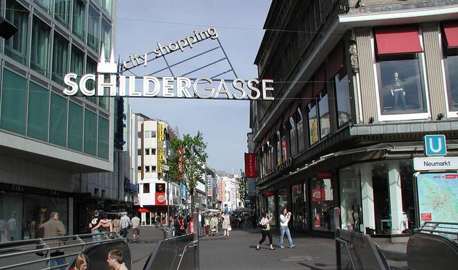 In der Kölner Schildergasse soll es bald einen neuen Apple Store geben