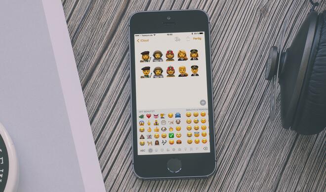 Entwürfe der fünf neuen Emojis - jeweils männlich und weiblich