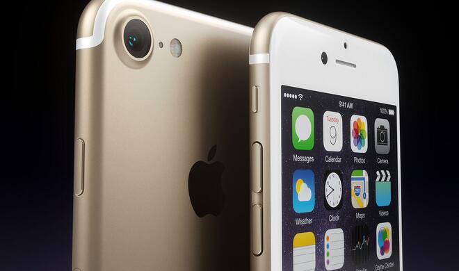 iPhone 7 in Gold in Rendergrafik