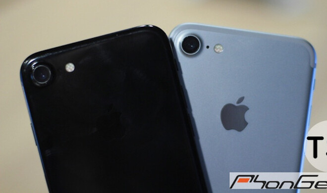 iPhone 7 in Schwarz glänzend