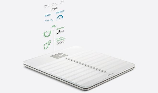 Links: Die „Health Mate“-App protokolliert die von der Body Cardio erhobenen Werte.