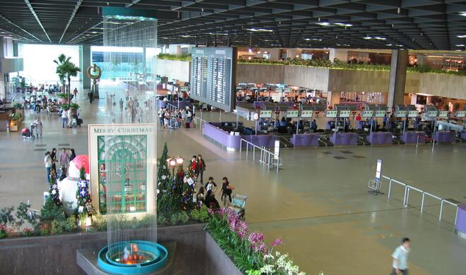 Kein guter Ort für den iPhone-Kauf: Abflughalle des Changi-Flughafens in Singapur