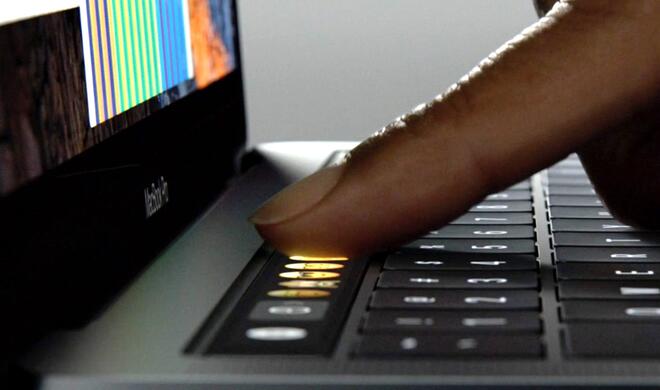 MacBook Pro mit Touch Bar