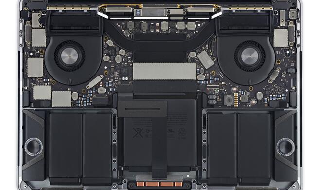 MacBook Pro 13 Zoll mit Touch Bar von innen