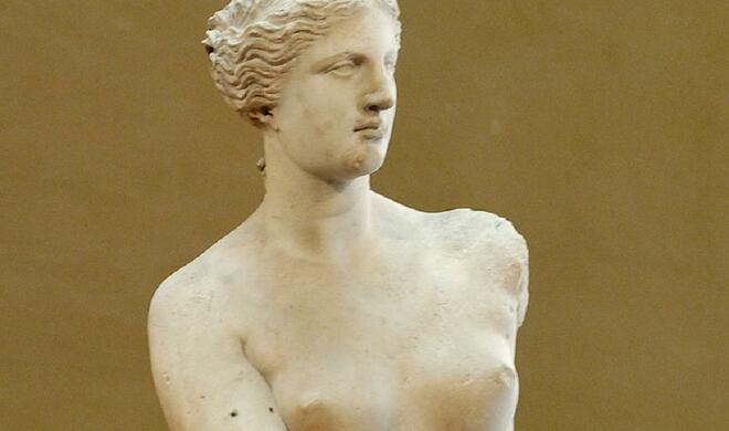 Ist die Venus von Milo schon zu nackt?