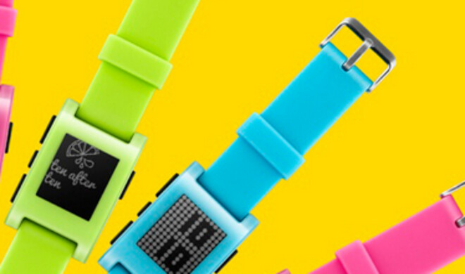 Pebble-Smartwatch in bunten Farben