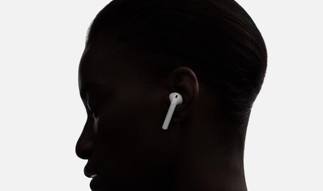 Die AirPods sitzen bei vielen aber nicht bei allen gut im Ohr