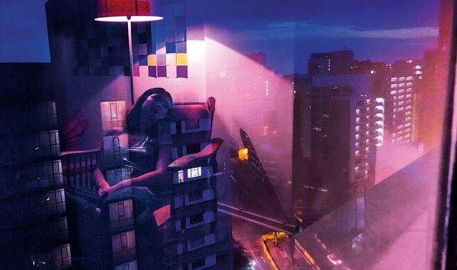 Mit dem iPhone 7 (Plus) aufgenommen: Spiegelung im Fenster mit Abendlicht