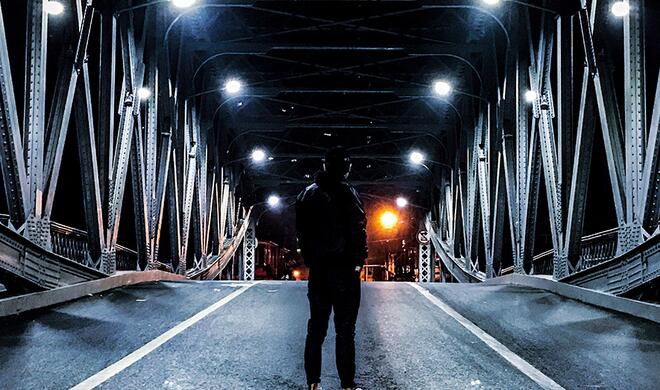 Mit dem iPhone 7 (Plus) aufgenommen: Nachtaufnahme auf Autobrücke