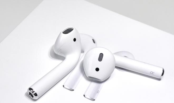 Apple AirPods