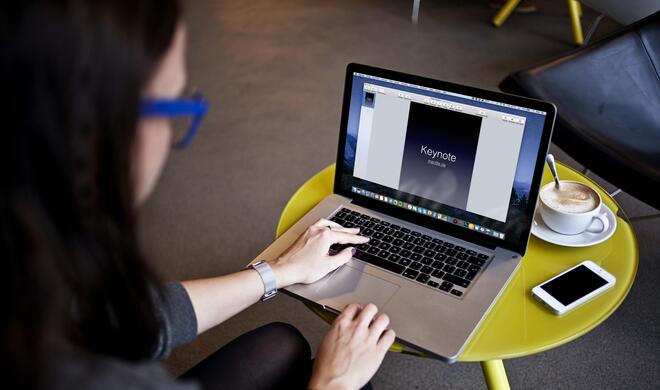 Keynote erlaubt es auch Präsentationen im Hochformat zu erstellen