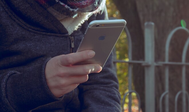 Nicht jeder kann mit einer Hand auf dem iPhone tippen