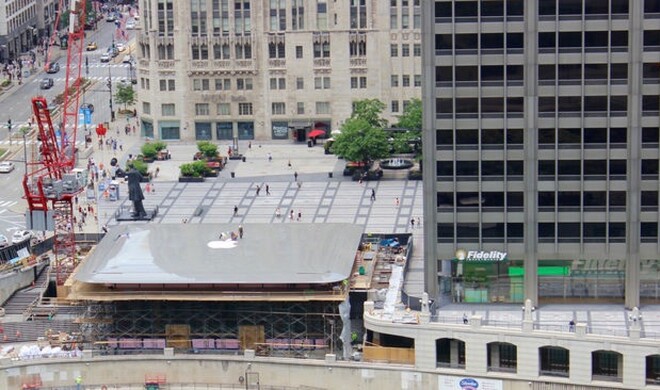 Apple Store in Chicago 