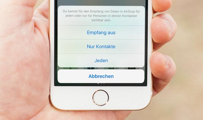 Um sicher zu gehen, sollte mindestens &quot;Nur für Kontakte&quot; bei AirDrop aktiviert sein.