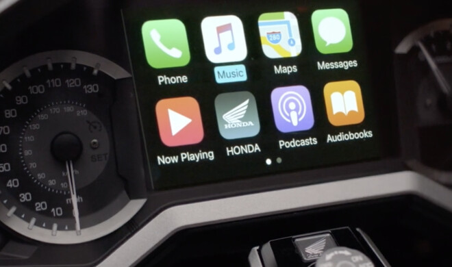 Digitale Anzeigen sind für Motorräder nicht neu - Apple CarPlay schon