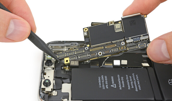 iPhone-X-Teardown