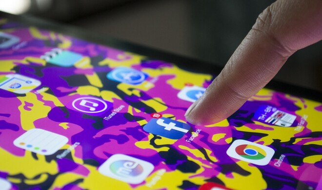 Alle zeigen derzeit mit dem Finger auf Facebook....