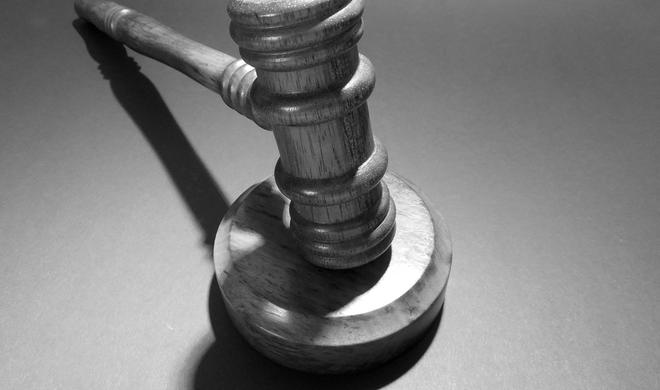 Nachhilfelehrerin wegen Betrugs bei Prüfungen mit iPhone und FaceTime verurteilt