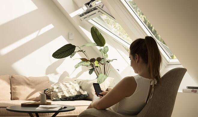 Velux-Dachfenster lassen sich der App oder automatisch in Szenarien steuern.
