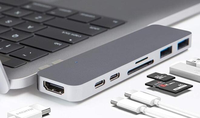 Der HyperDrive DUO Hub erweitert das MacBook Pro um zahlreiche Anschlussmöglichkeiten.
