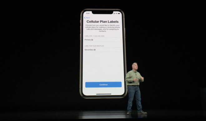 Phil Schiller zeigt Dual-SIM-Support im neuen iPhone