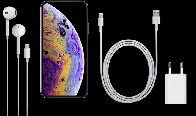 iPhone XS mit kleinem Ladestecker
