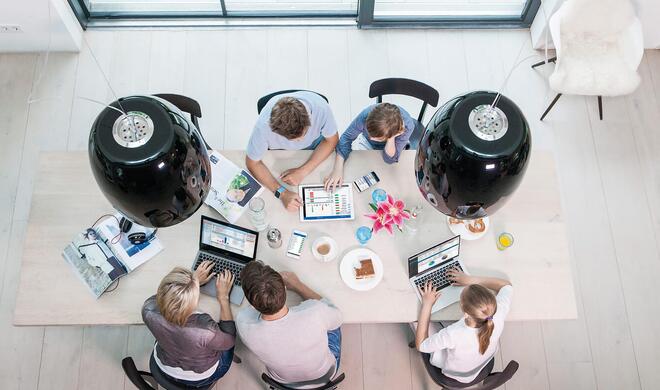 Buchhaltung, Banking, Bilanzierung für unterschiedliche Plattformen