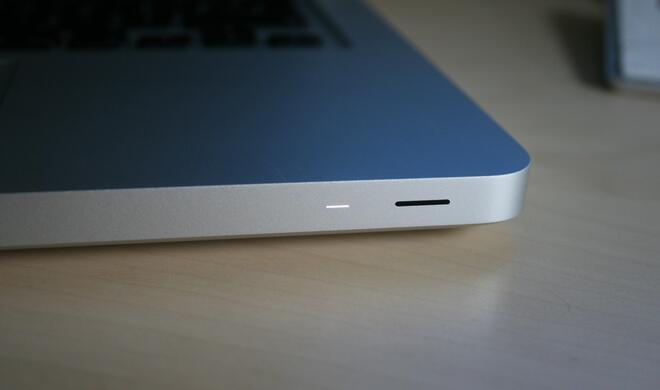 MacBook