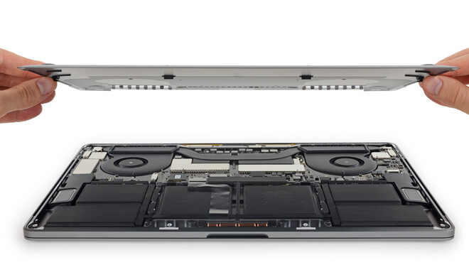 MacBook Pro mit Touch Bar auseinander nehmen