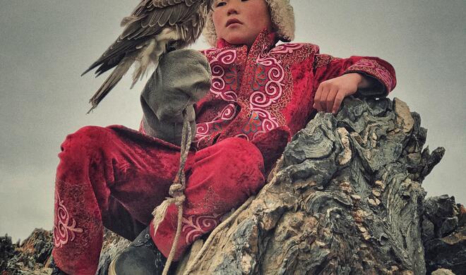 „A Future Eagle Hunter“
Ort: Bayan Ulgi, Mongolei
Aufgenommen mit iPhone 7 Plus