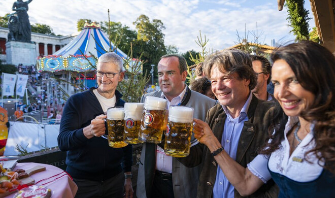 Tim Cook auf der Wiesn