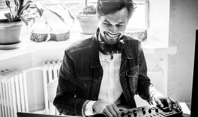 Allrounder: Mit dem Loupedeck+ lassen sich Videos, Audiodateien und Fotos bearbeiten – die Tastatur unterstützt zahlreiche gängige Programme von Apple, Adobe und Skylum.