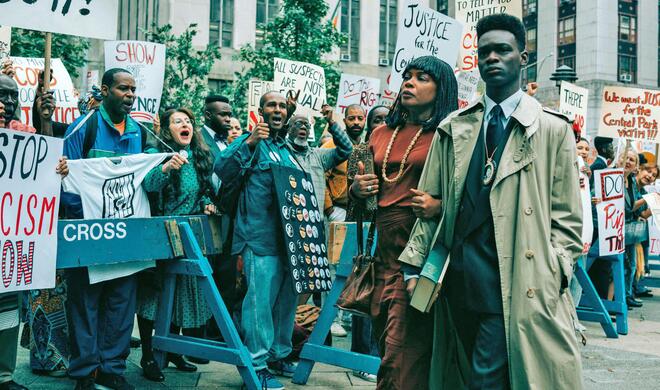 Ein Drama, dessen Ausmaß man sich kaum vorzustellen vermag in einer erstklassigen Miniserie.