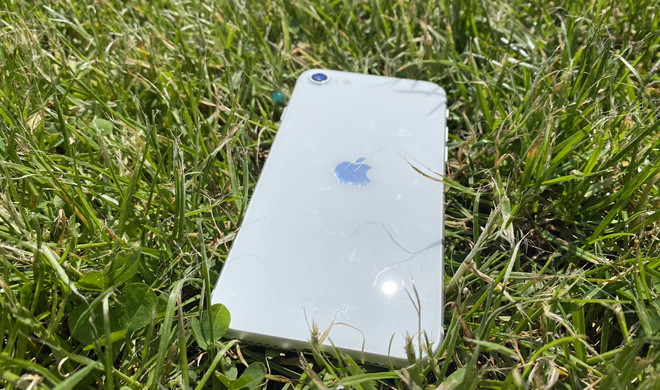 Das iPhone SE ist das richtige iPhone für alle, die ein gutes Smartphone haben wollen, auf Superlative aber keinen Wert legen.