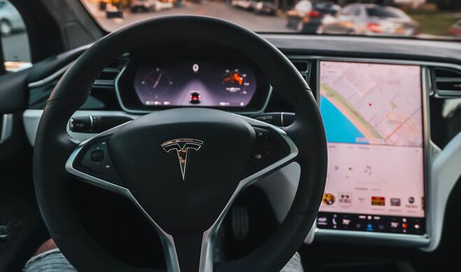 Auch das Model S könnte die Ultrabreitband-Unterstützung erhalten